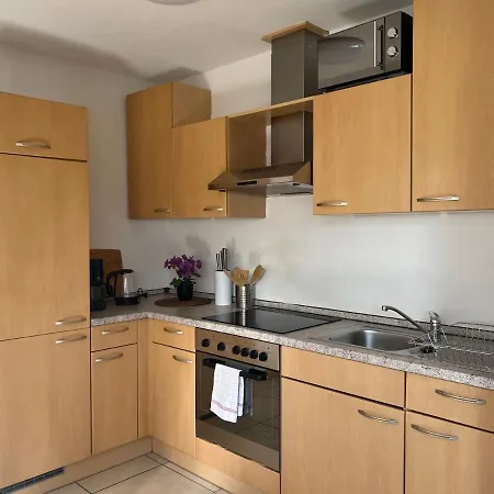 Apartmenthaus Reulandstrasse 16 *