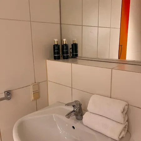Apartmenthaus Reulandstrasse 16 * Trewir